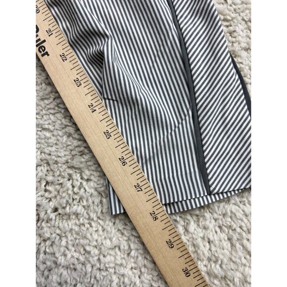 Athleta Brooklyn Pull On Striped Ankle Pants Womens Size 6 Gray White Athleisure - Picture 12 of 13
